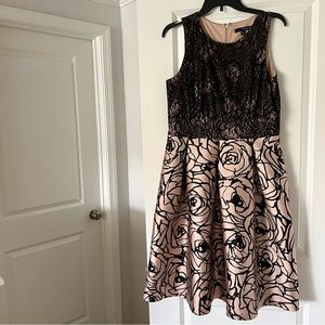 Sangria Lace & Floral Formal / Prom Dress (with pockets!)
